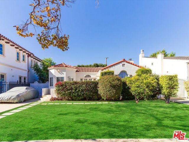 241 S Canon Drive, Beverly Hills, CA 90212