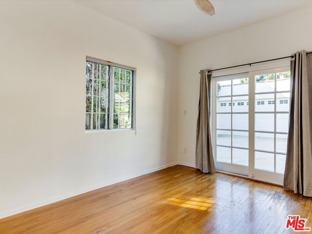 241 S Canon Drive, Beverly Hills, CA 90212