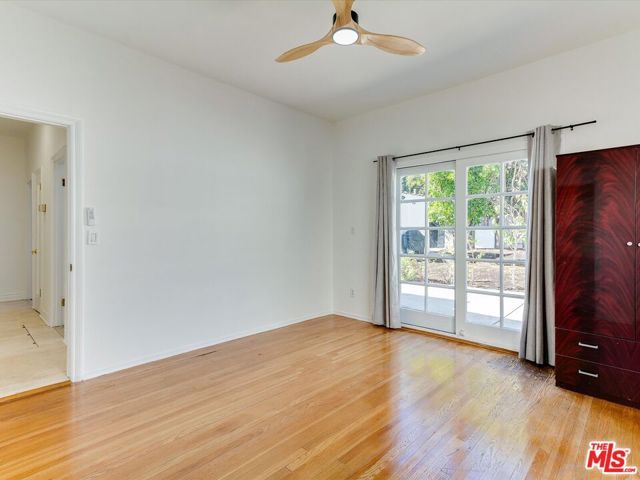 241 S Canon Drive, Beverly Hills, CA 90212