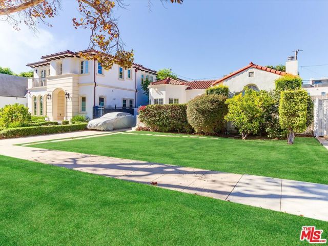 241 S Canon Drive, Beverly Hills, CA 90212