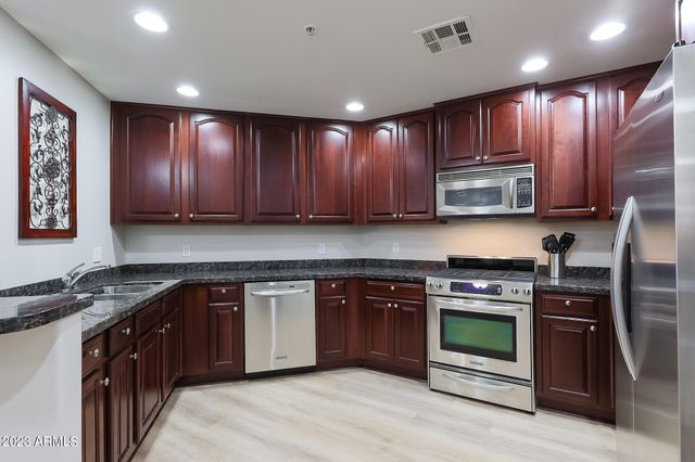 5350 E DEER VALLEY Drive 4430, Phoenix, AZ 85054