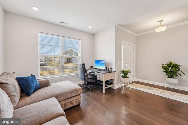 4 PIER ST, Eastampton, NJ 08060