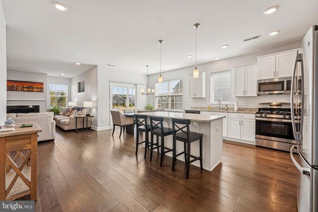 4 PIER ST, Eastampton, NJ 08060