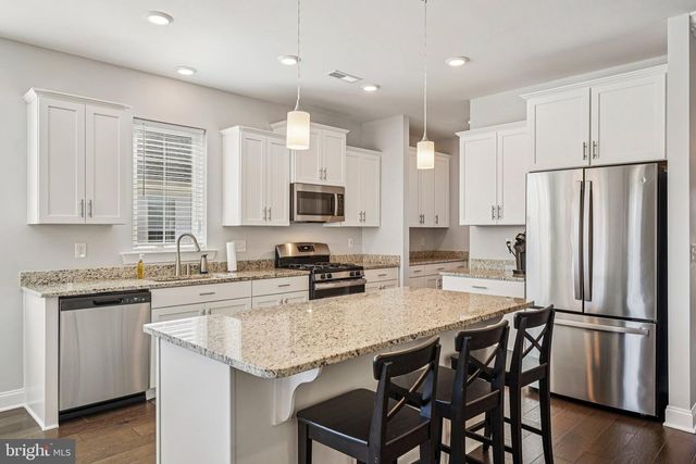 4 PIER ST, Eastampton, NJ 08060