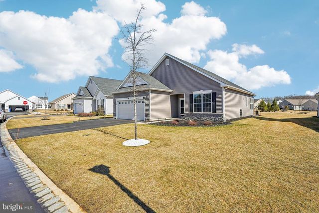 4 PIER ST, Eastampton, NJ 08060