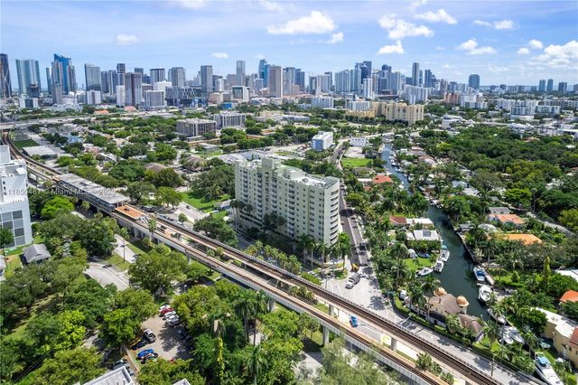 816 NW 11th St 405, Miami, FL 33136