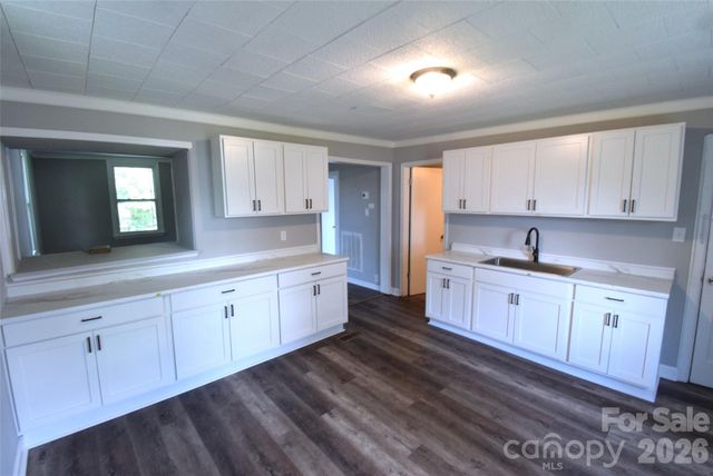 714 A Street, Bessemer City, NC 28016