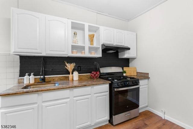 133 Hopkins Ave 5, Jersey City, NJ 07306