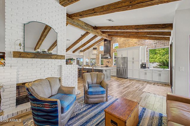 515 W SWEETWATER Avenue, Phoenix, AZ 85029