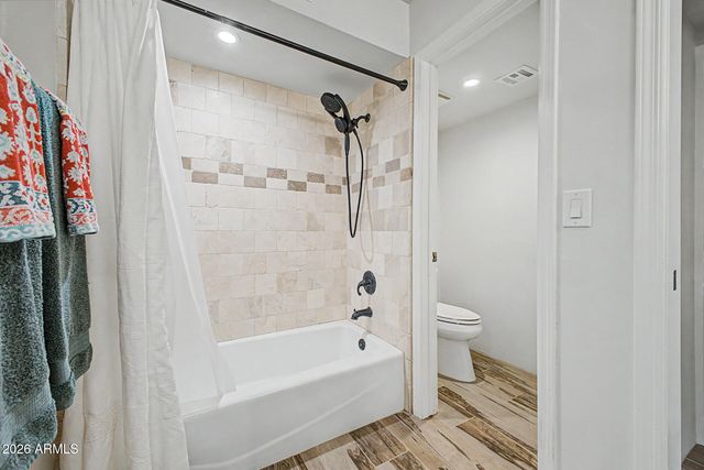 515 W SWEETWATER Avenue, Phoenix, AZ 85029