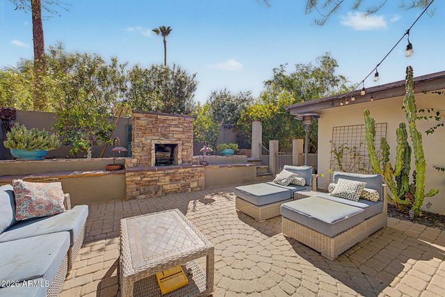 515 W SWEETWATER Avenue, Phoenix, AZ 85029