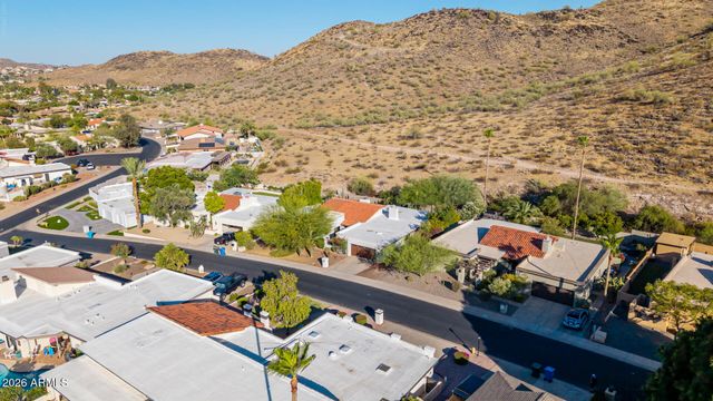 515 W SWEETWATER Avenue, Phoenix, AZ 85029