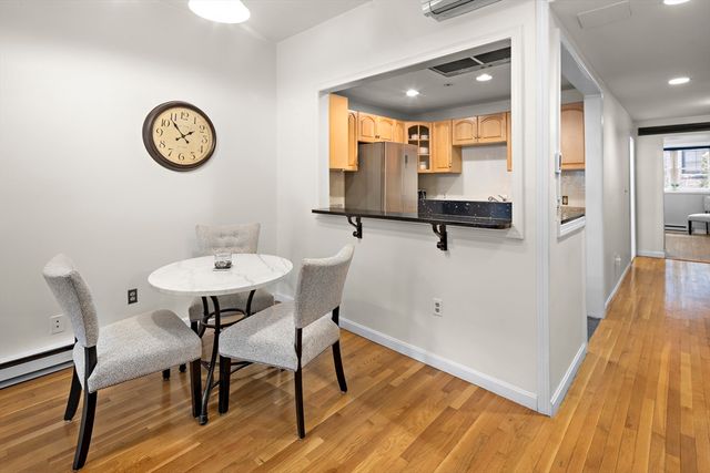 41 Warren Ave 1, Boston, MA 02116