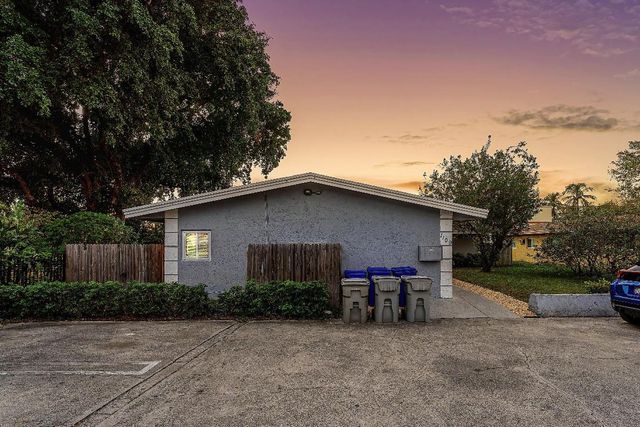 1109 NW 6th Avenue 1-5, Pompano Beach, FL 33060