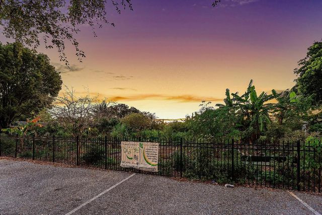 1109 NW 6th Avenue 1-5, Pompano Beach, FL 33060