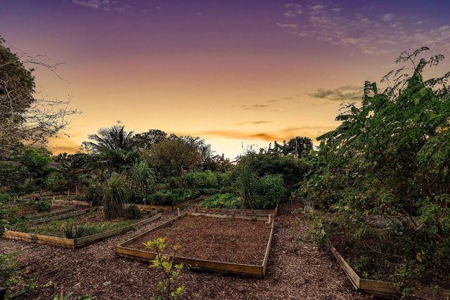 1109 NW 6th Avenue 1-5, Pompano Beach, FL 33060