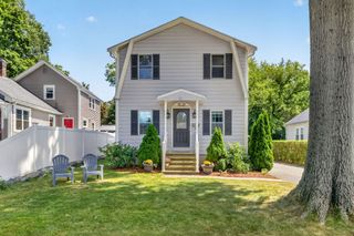 20 Parsons Avenue, Lynnfield, MA 01940