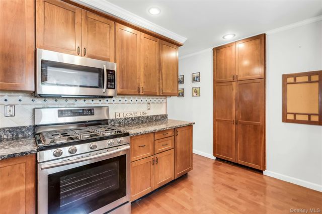 36 Richard Avenue, Islip Terrace, NY 11752