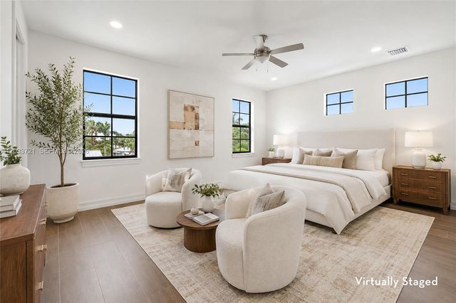 309 Cascade Ln, Palm Beach Shores, FL 33404