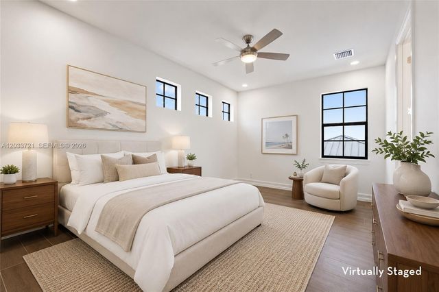 309 Cascade Ln, Palm Beach Shores, FL 33404