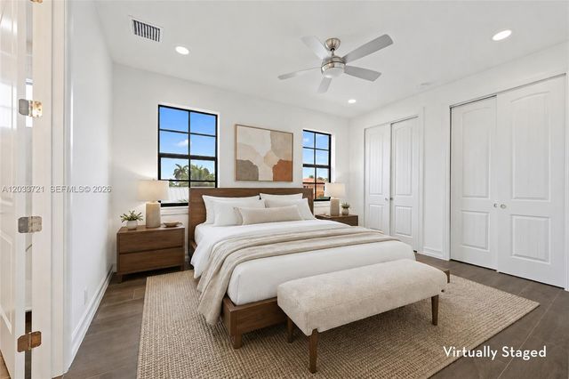 309 Cascade Ln, Palm Beach Shores, FL 33404