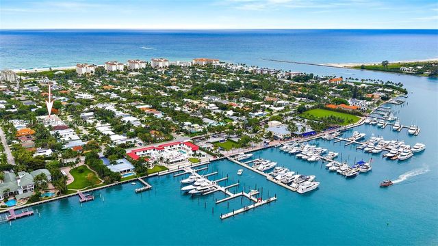 309 Cascade Ln, Palm Beach Shores, FL 33404