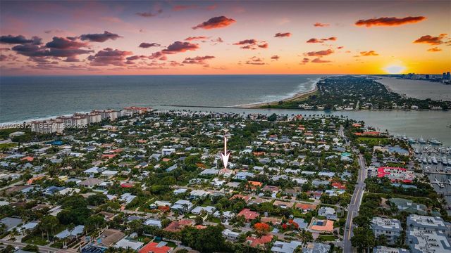 309 Cascade Ln, Palm Beach Shores, FL 33404