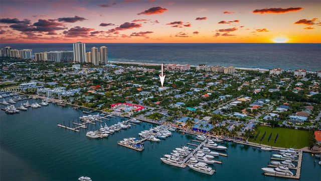 309 Cascade Ln, Palm Beach Shores, FL 33404