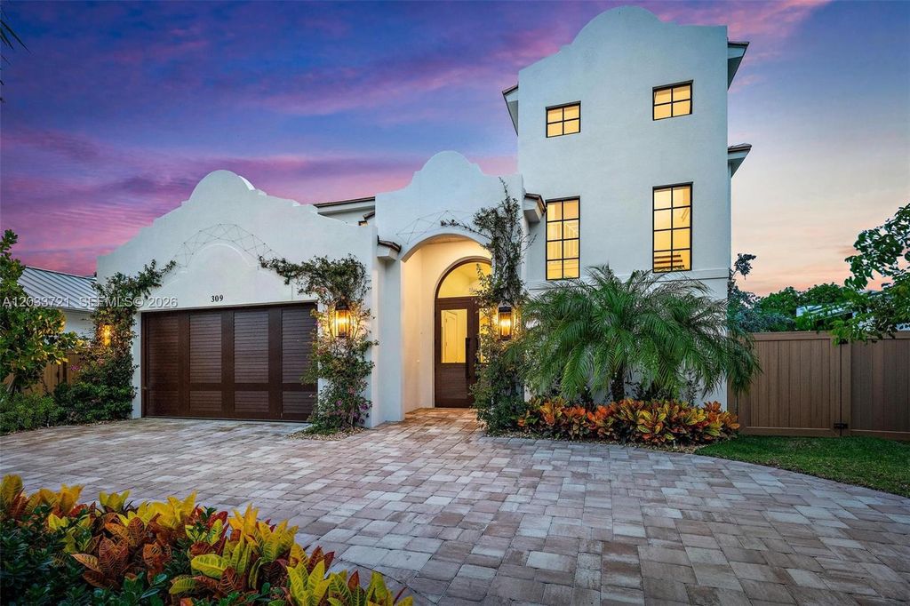 309 Cascade Ln, Palm Beach Shores, FL 33404
