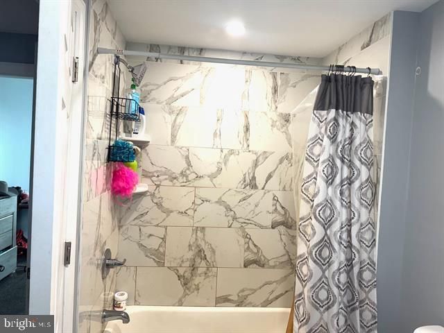 13 HALL ST, Newport, NJ 08345