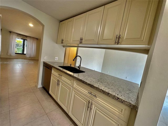 11331 NW 15th Ct, Pembroke Pines, FL 33026