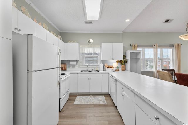 3915 Gladiola Ct Unit 301, Myrtle Beach, SC 29588