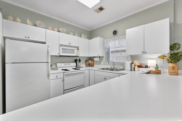 3915 Gladiola Ct Unit 301, Myrtle Beach, SC 29588