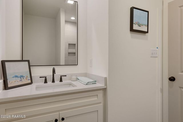 315 Sandstone Avenue 205, Scott, LA 70583