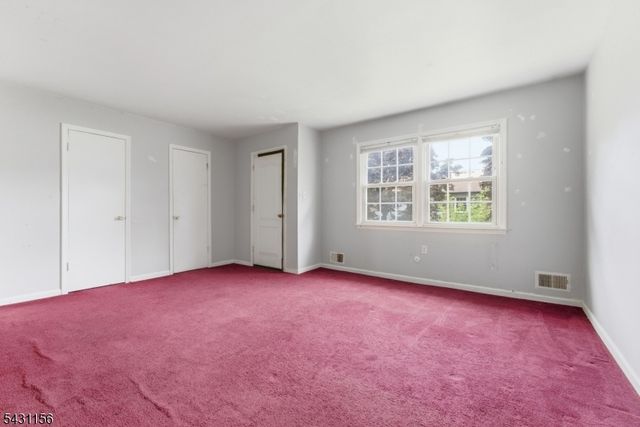 8 Cardinal Ln 3, Hillsborough Twp., NJ 08844