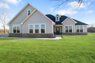 42773 Garrett's Lake Road, Shawnee, OK 74804