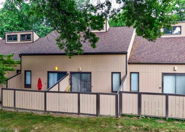 622 James Avenue, Cuyahoga Falls, OH 44221