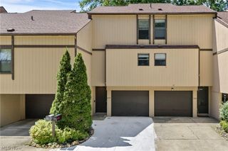 622 James Avenue, Cuyahoga Falls, OH 44221