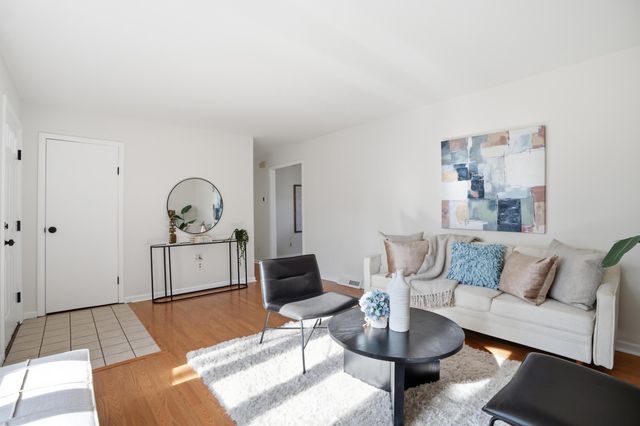 3816 Riverdale Avenue, Lake Station, IN 46405