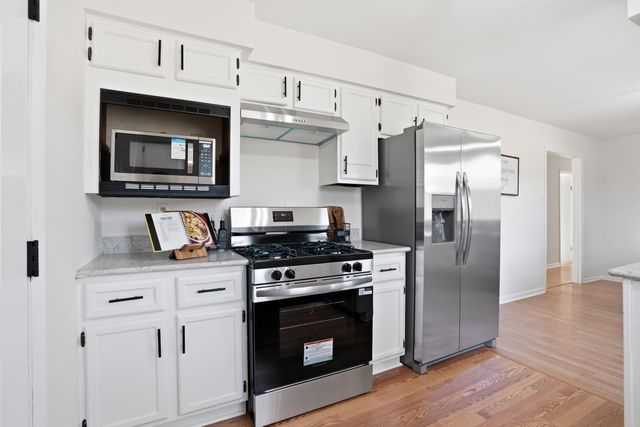 3816 Riverdale Avenue, Lake Station, IN 46405