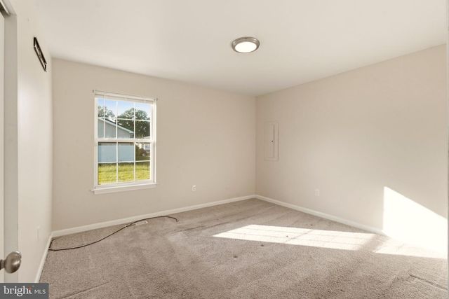 9 S NORMAN AVE, Penns Grove, NJ 08069