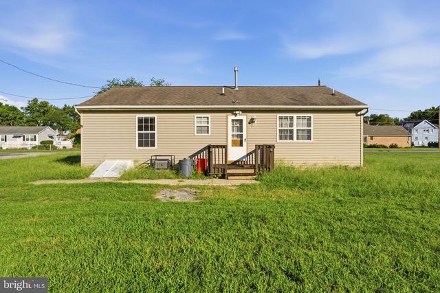 9 S NORMAN AVE, Penns Grove, NJ 08069