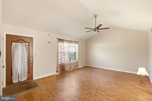 9 S NORMAN AVE, Penns Grove, NJ 08069