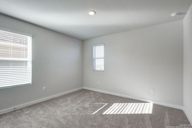 9990 Forestier Grn, San Antonio, TX 78214