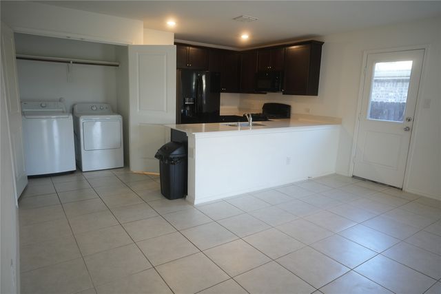 3480 Mildren Bend, Crandall, TX 75114