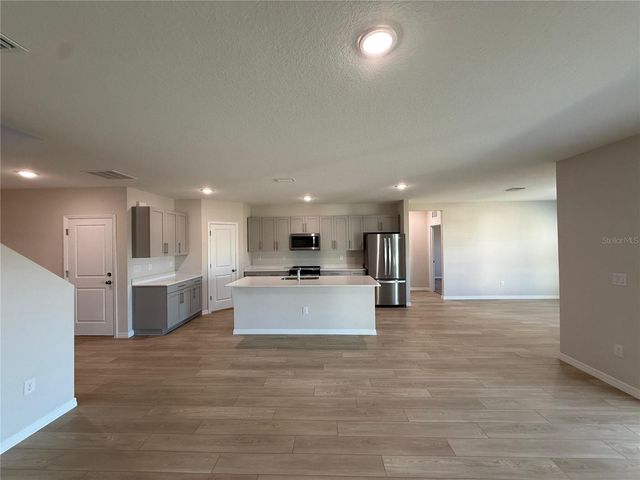 36776 SAGEMOOR DRIVE, Zephyrhills, FL 33541