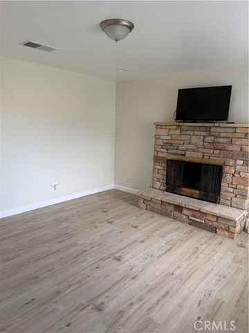 1056 E Alexander, Merced, CA 95340