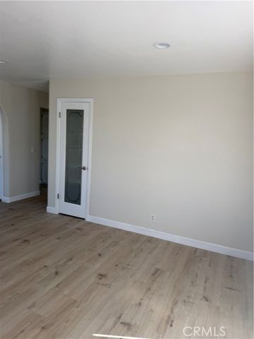 1056 E Alexander, Merced, CA 95340