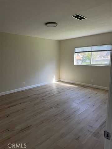 1056 E Alexander, Merced, CA 95340