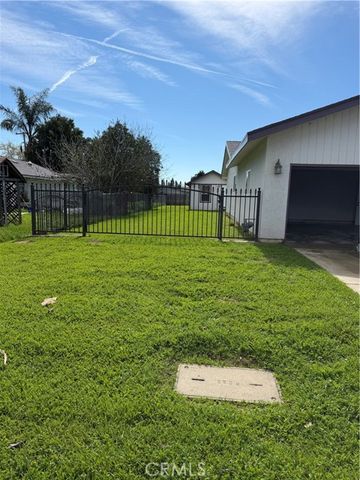 1056 E Alexander, Merced, CA 95340